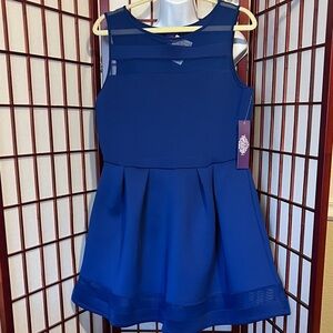 Woman’s Royal Blue Sleeveless Party Dress